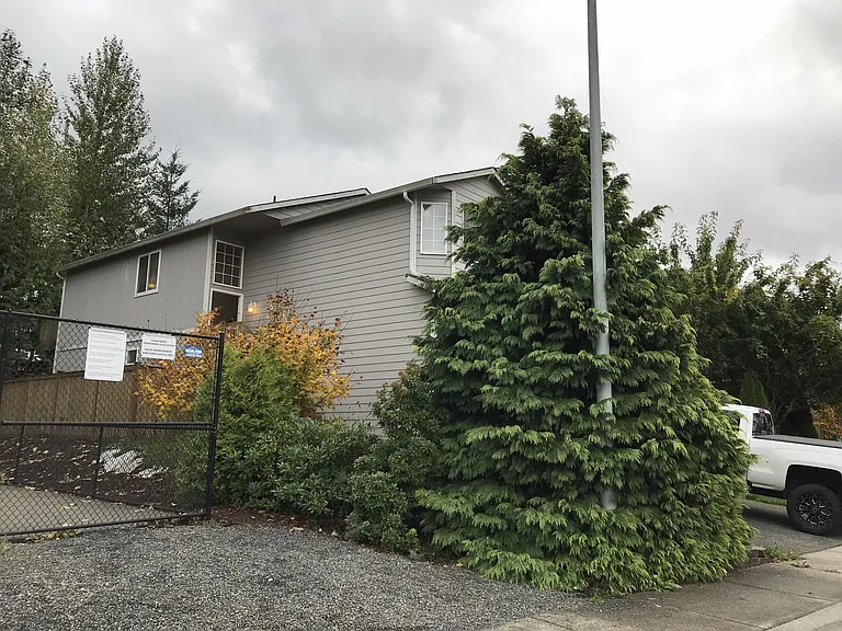 609 84th Ave SE — Photo 17