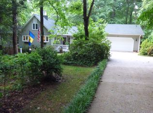 5204 Rambling Rd, Greensboro, NC 27409