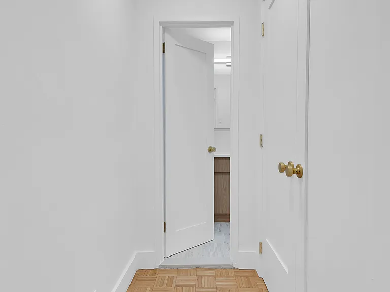 501 E 87th St #3K — Photo 6