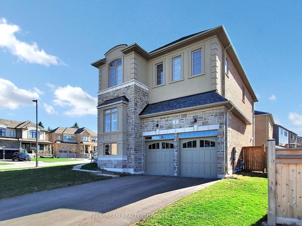 2 Pietrowski Dr, Georgina, ON L4P 0J7