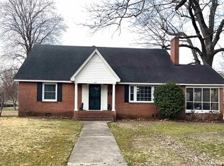 827 W Main St, Piggott, AR 72454