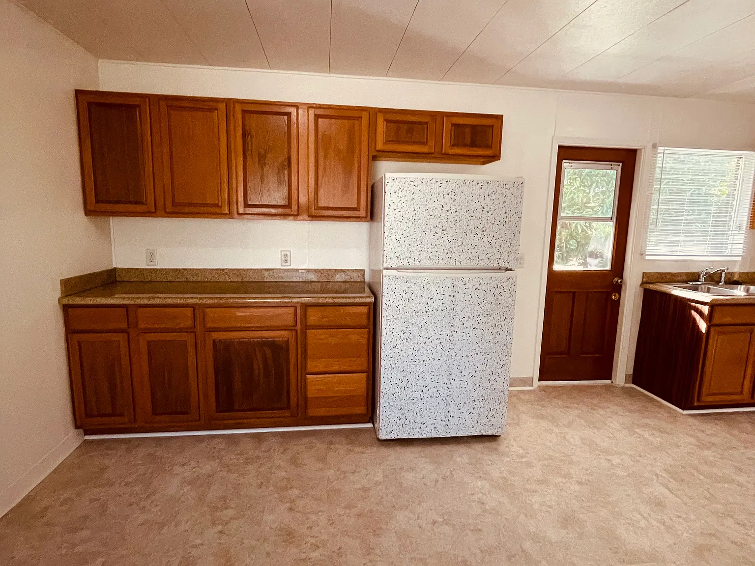 1 bed, $940 — Photo 3