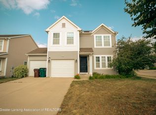 502 Wendover Dr, Lansing, MI 48906