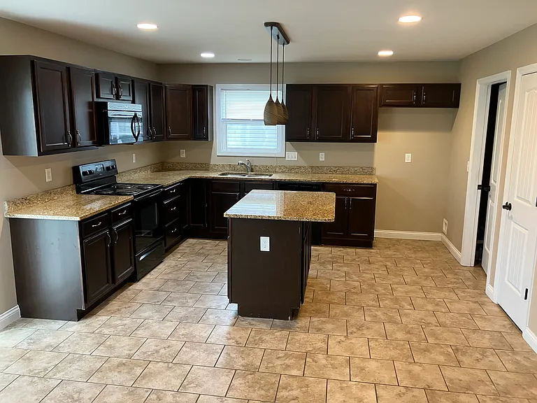 147 Shadow Pointe Dr — Photo 10