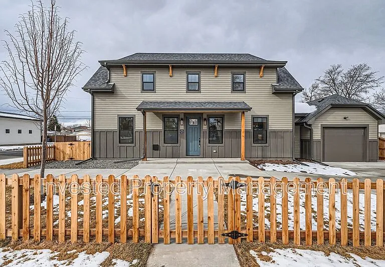 3701 N Steele St — Photo 25