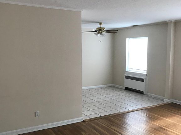 2nd image of 12031 Edgewater Dr APT 306