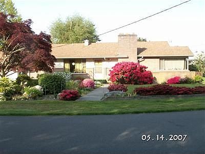 2nd image of 2331 E Parkway Dr
