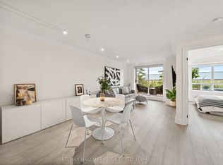 2 Clairtrell Rd #309, Toronto, ON M2N7H5