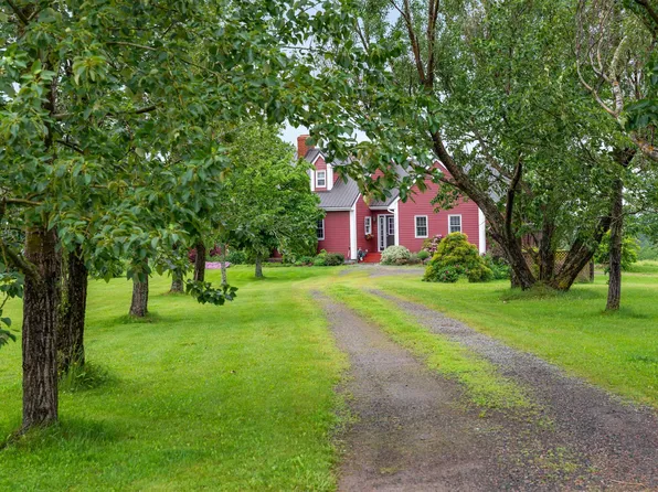 199 McInnis Rd, Cumberland, NS B0K 1E0