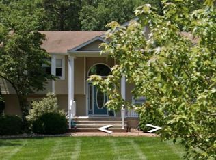 754 Oak Glen Rd, Howell, NJ 07731