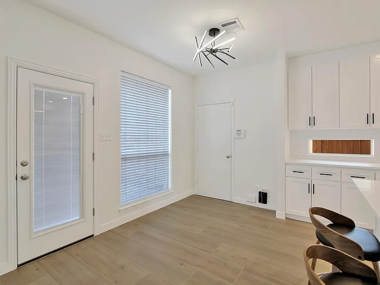 1615 Bryce Canyon Ln — Photo 33
