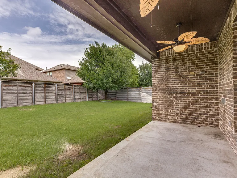 861 Countryside Way — Photo 27