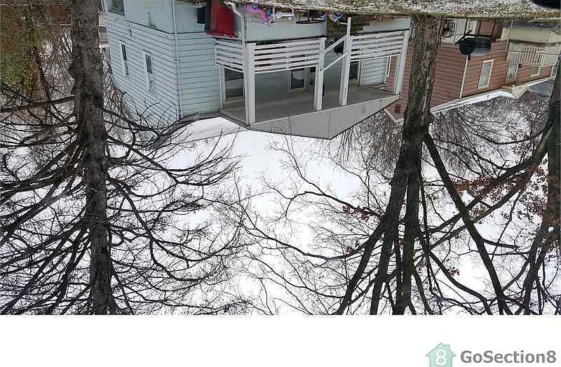 2nd image of 2925 Waverly Ave