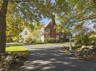 853 Strawberry Hill Rd, Concord, MA 01742