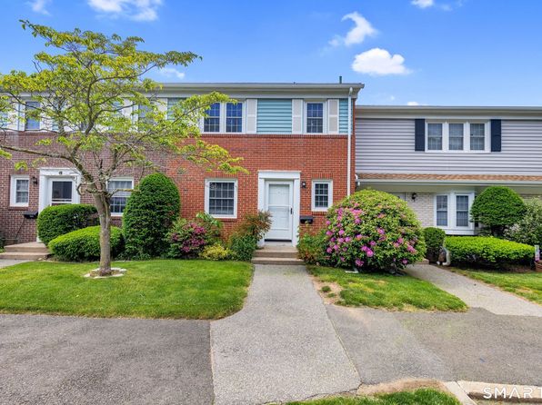 102 Salem Walk #102