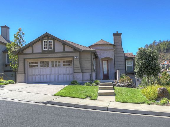 2nd image of 45 Lupine Valley Ct