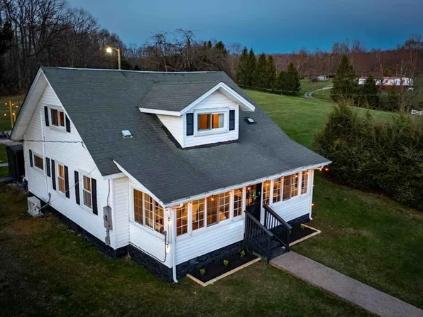 4470 Dotson Ridge Rd, Hico, WV 25854