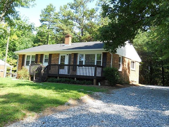2nd image of 1614 Lakewood Dr