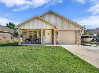 16099 Hoiles Ave, Silverhill, AL 36576
