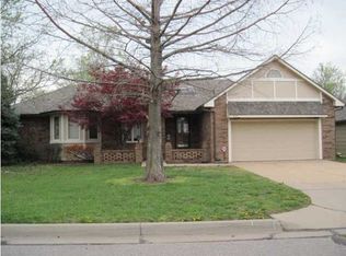 12025 W Briarwood Cir, Wichita, KS 67235