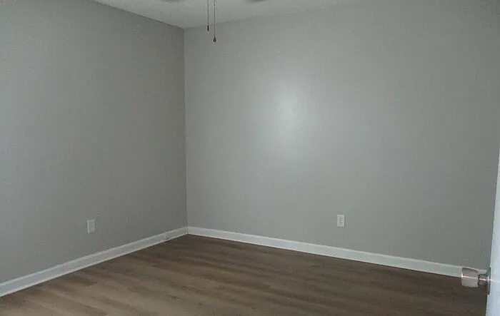 2 bed, 1.0 bath, $1,195 — Photo 4