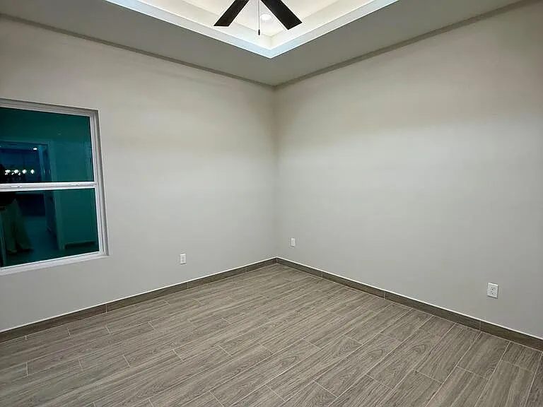 317 Avenida Del Sol #A — Photo 17