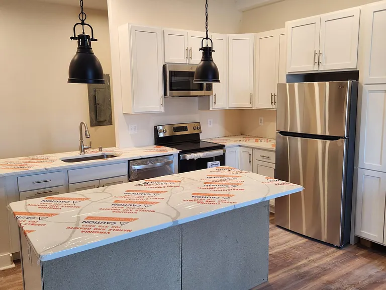 54 E Lee St #210 — Photo 4