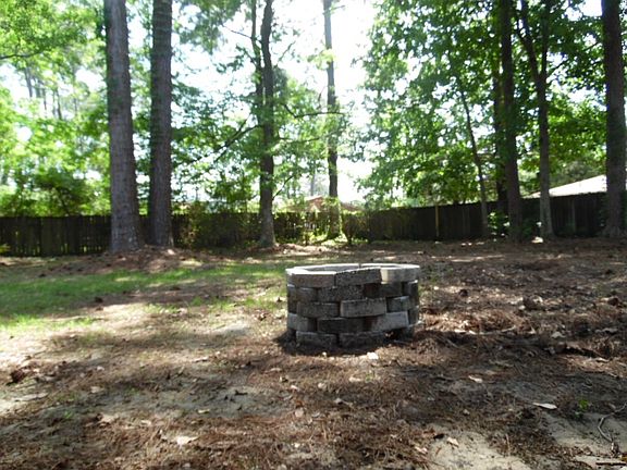 4th image of 304 Pontevedra Ln