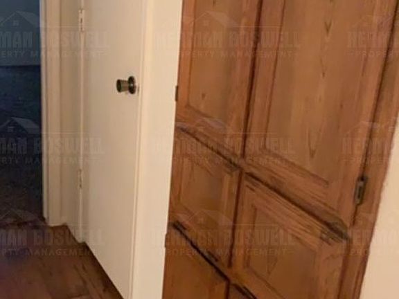 3rd image of 2036 Minnis Dr