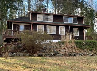 58 Laurelton Rd, Mount Kisco, NY 10549