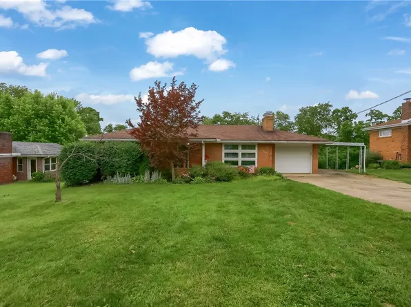 2394 Lynnrose Dr, North Huntingdon, PA 15642