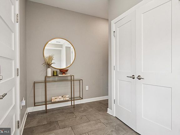 3rd image of 4584 Riverside Way