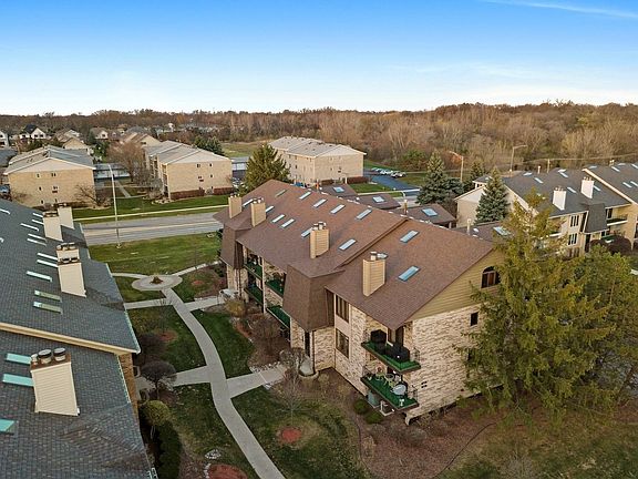 4th image of 9134 Del Prado Dr APT 2S