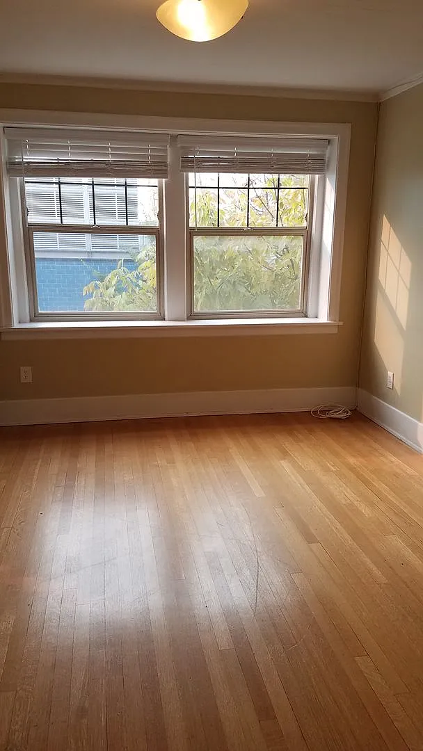 Capitol Building Apartments — Photo 3