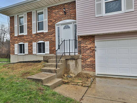 3rd image of 10042 Glenknoll Ct