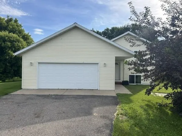 301 Lakeview Dr, Lake Park, MN 56554
