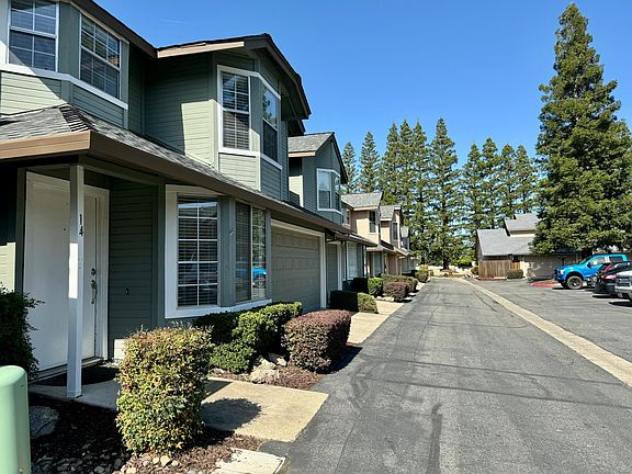 4th image of 14 Marty Cir