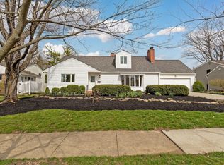 242 W New England Ave, Worthington, OH 43085