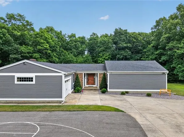 884 Reynolds Rd, Glocester, RI 02814