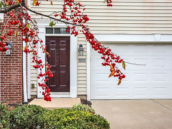 3rd image of 6940 Vistamere Way