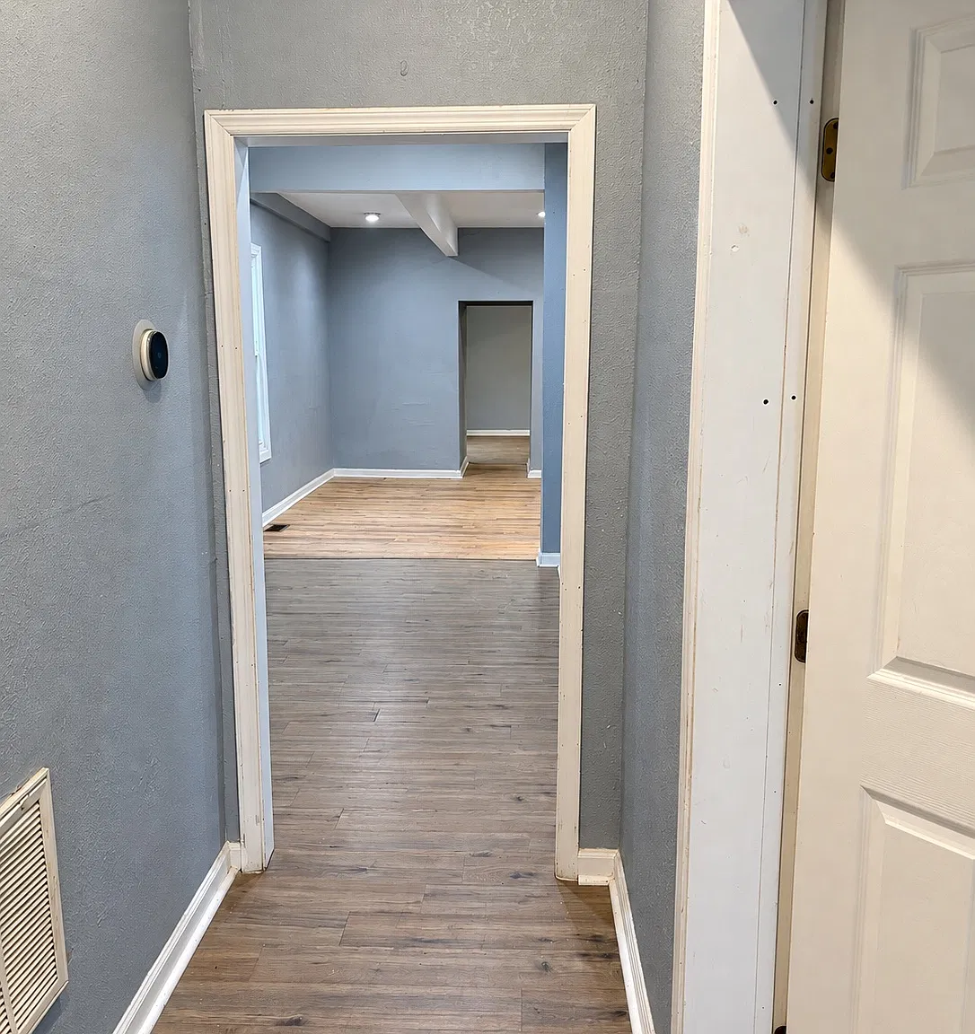 922 Holladay St — Photo 4