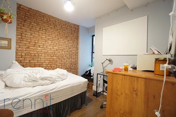 Rented by Rennit Inc. | media 50