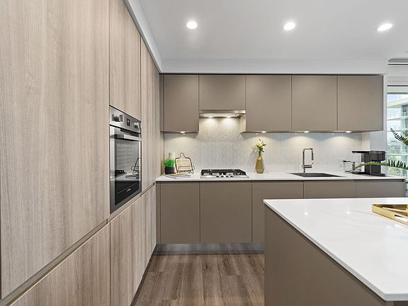 5th image of 3833 Evergreen Pl #2801