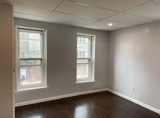 363 Leverington Ave #2F, Philadelphia, PA 19128