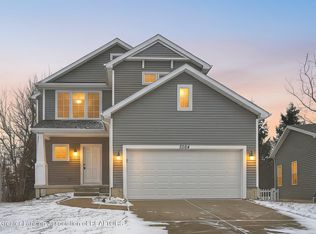 2564 Winterberry St, Holt, MI 48842