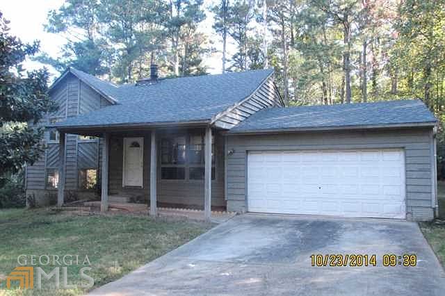 1st image of 996 Douglas Ct