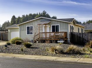 1250 SW Wedge Ct, Waldport, OR 97394