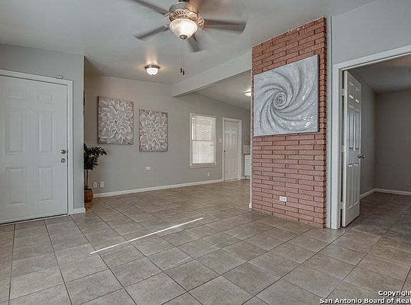 4th image of 5210 Neer Ave