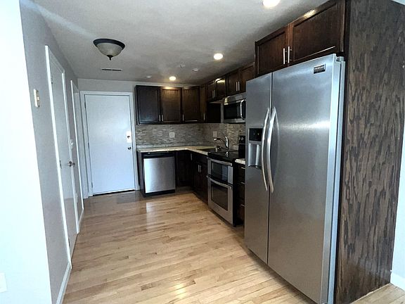 3rd image of 709 Elmwood Drive