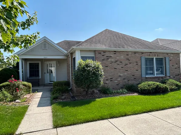 507 Meadowbrook Dr, Lowell, IN 46356